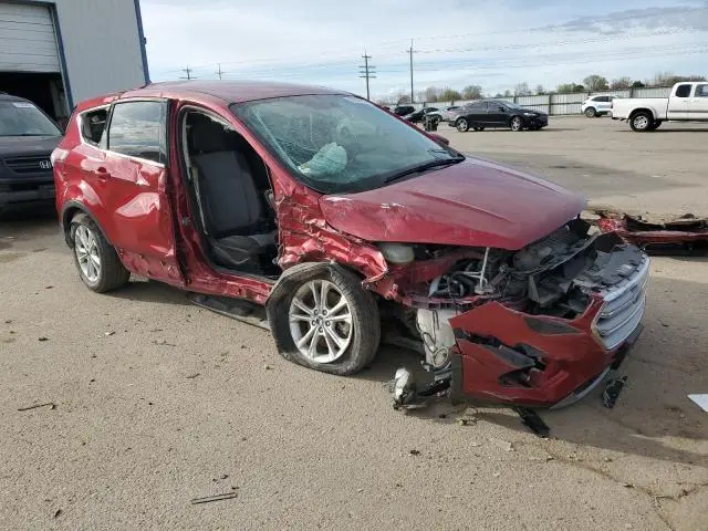 2017 FORD ESCAPE SE  