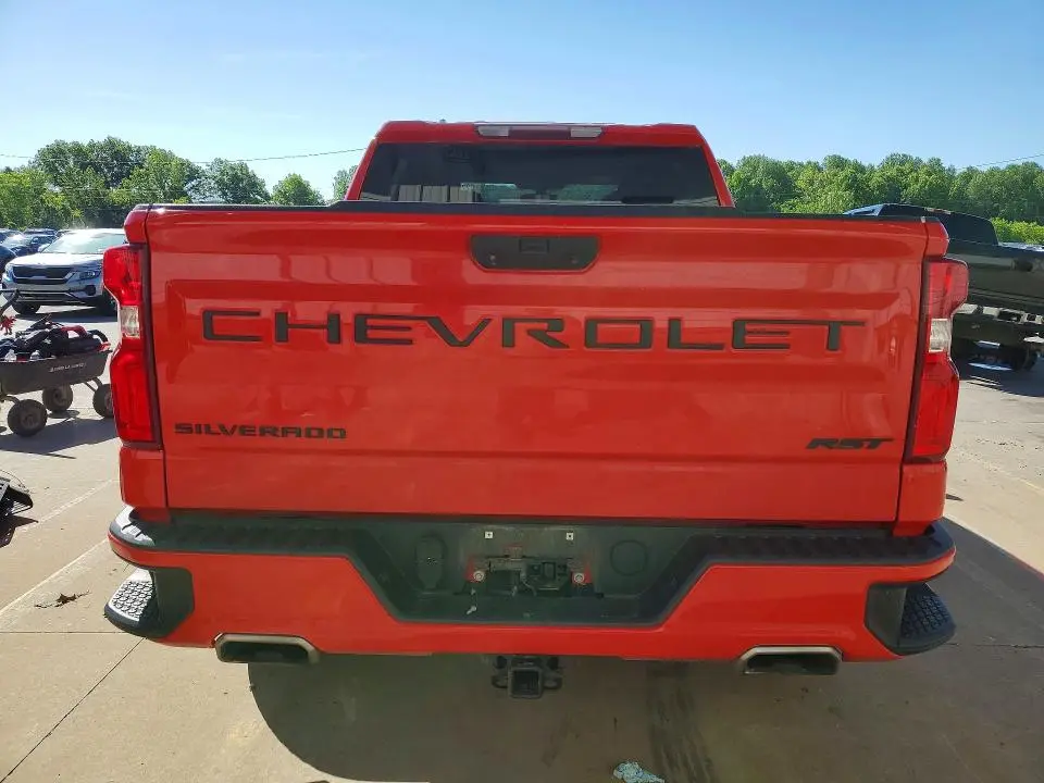 2021 CHEVROLET SILVERADO K1500 RST  