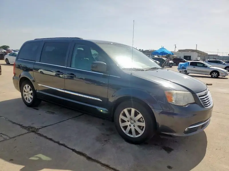 2013 CHRYSLER TOWN & COUNTRY TOURING  