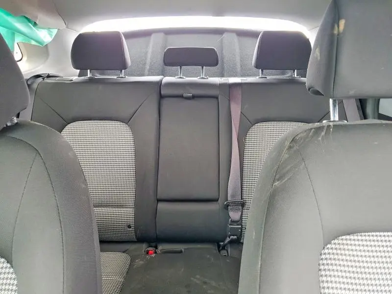 2020 HYUNDAI KONA SE  