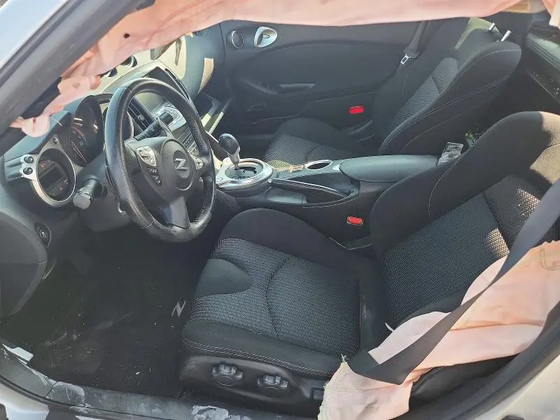 2016 NISSAN 370Z SPORT TECH  