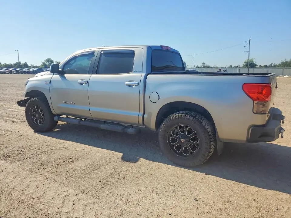 2010 TOYOTA TUNDRA CREWMAX LIMITED  