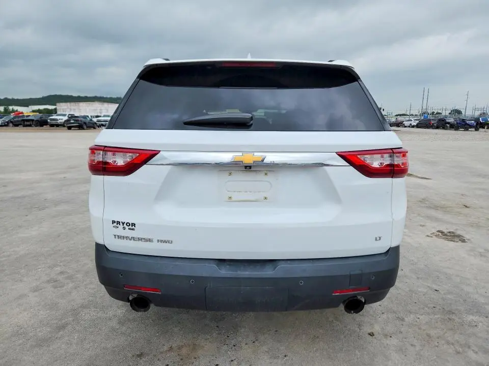 2020 CHEVROLET TRAVERSE LT  