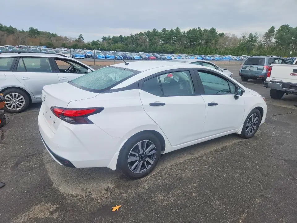 2024 NISSAN VERSA S  