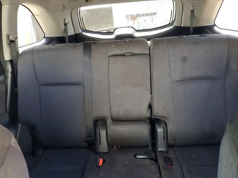 2014 TOYOTA HIGHLANDER LE  