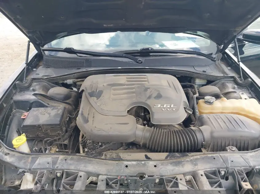 2014 CHRYSLER 300  