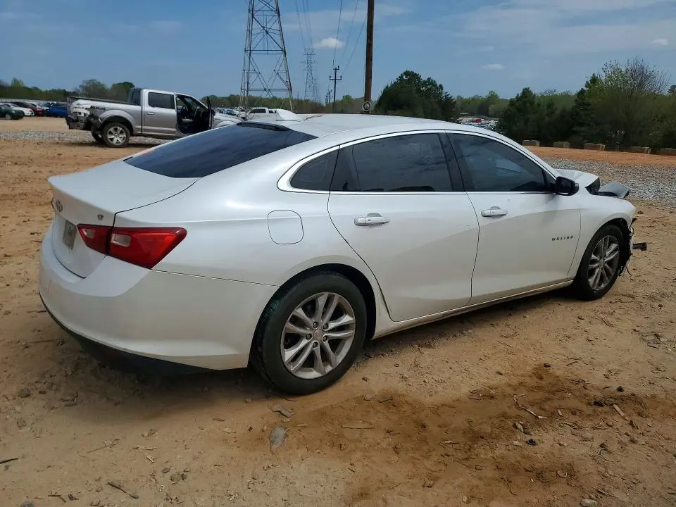 2017 CHEVROLET MALIBU LT  