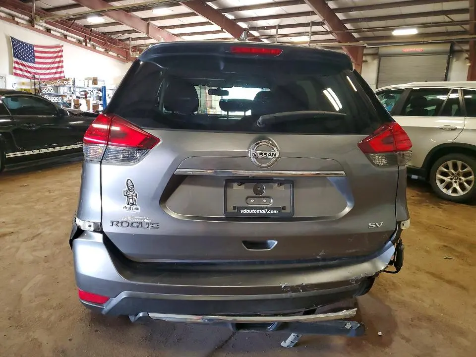 2017 NISSAN ROGUE SV  