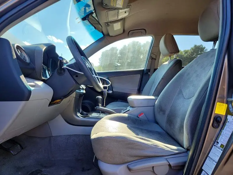2012 TOYOTA RAV4 BASE  