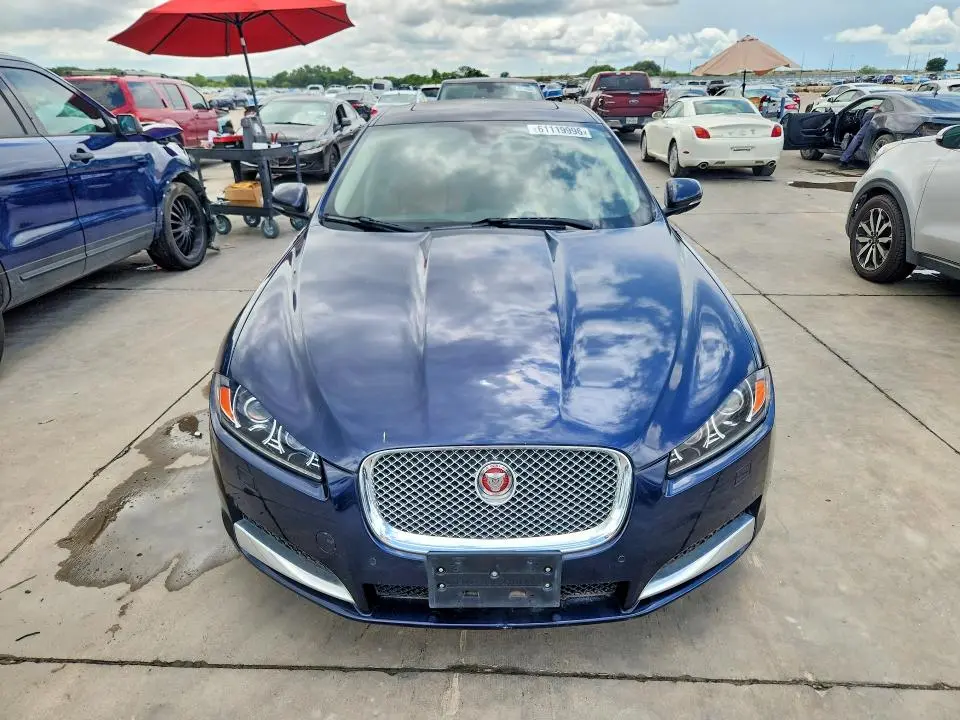 2015 JAGUAR XF 3.0 SPORT  