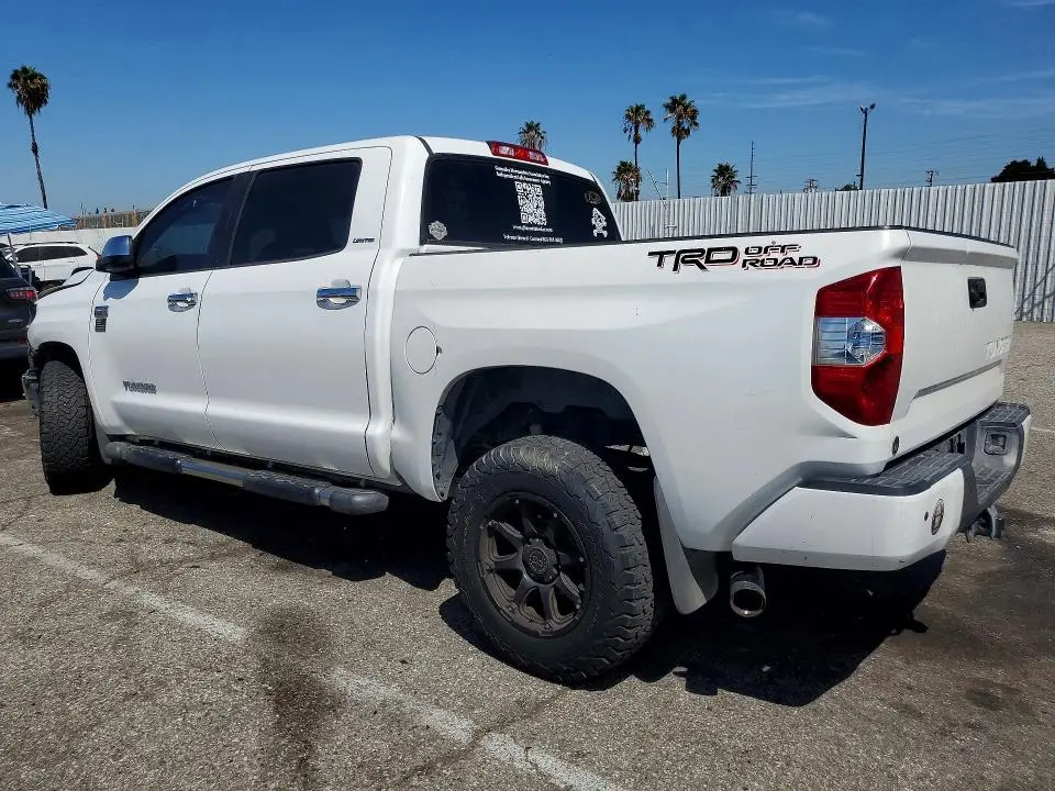 2015 TOYOTA TUNDRA CREWMAX LIMITED  