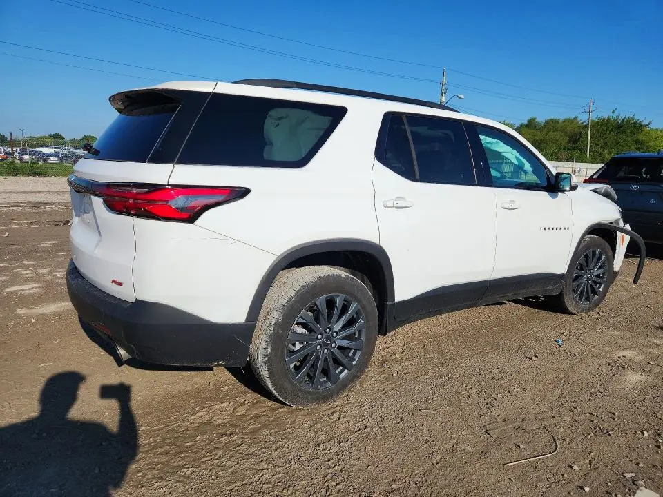 2023 CHEVROLET TRAVERSE RS  
