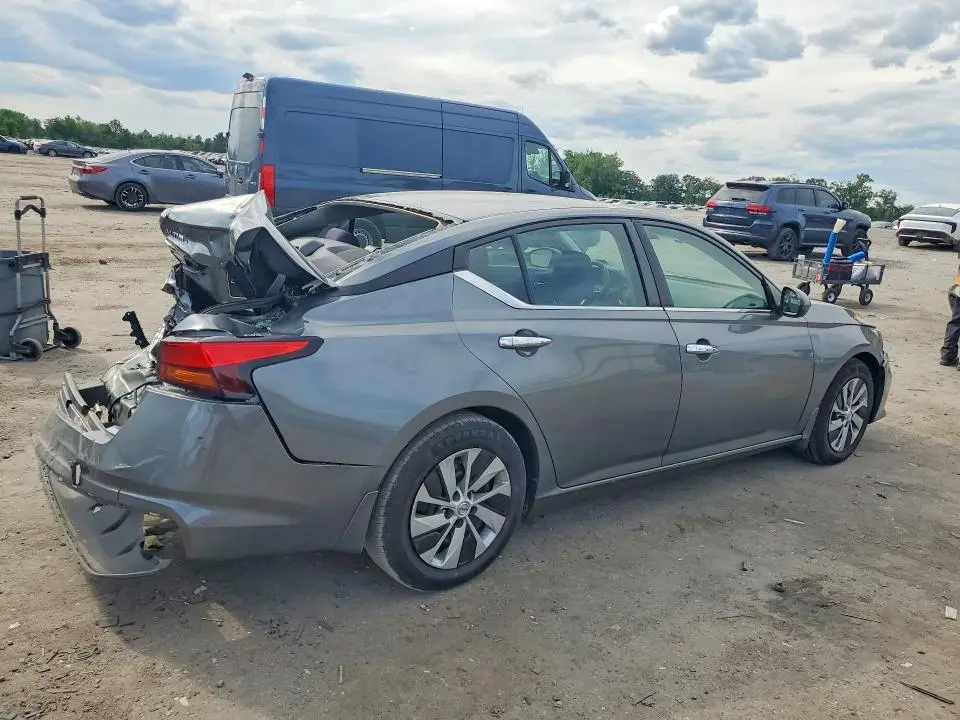 2022 NISSAN ALTIMA S  