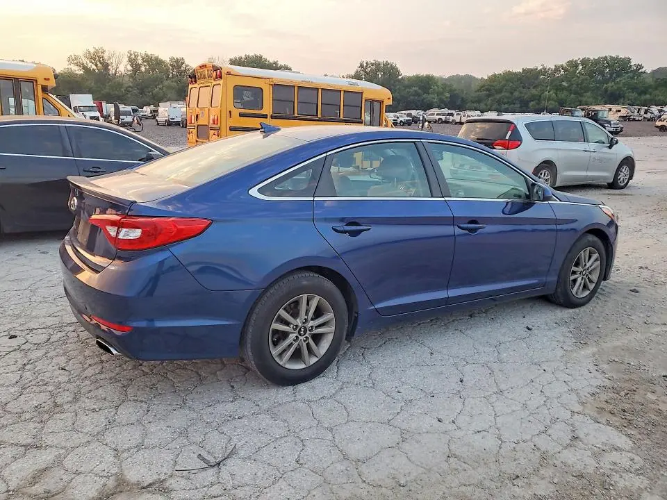 2017 HYUNDAI SONATA SE  