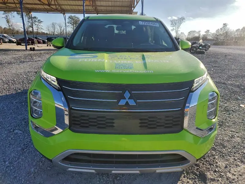 2024 MITSUBISHI OUTLANDER SE  