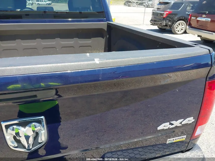 2019 RAM 1500 CLASSIC TRADESMAN  4X4 5'7 BOX