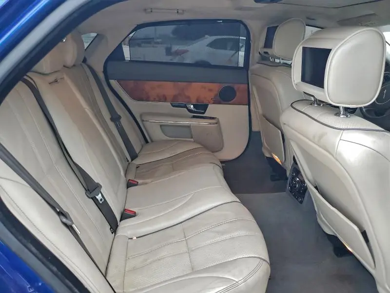 2013 JAGUAR XJL PORTFOLIO  