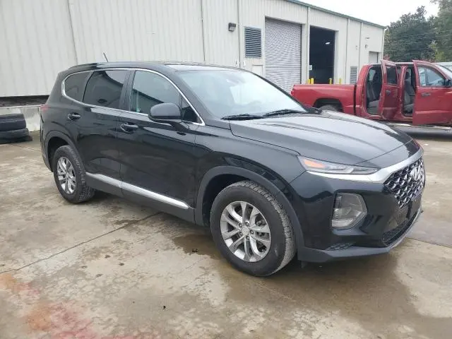 2020 HYUNDAI SANTA FE SE  