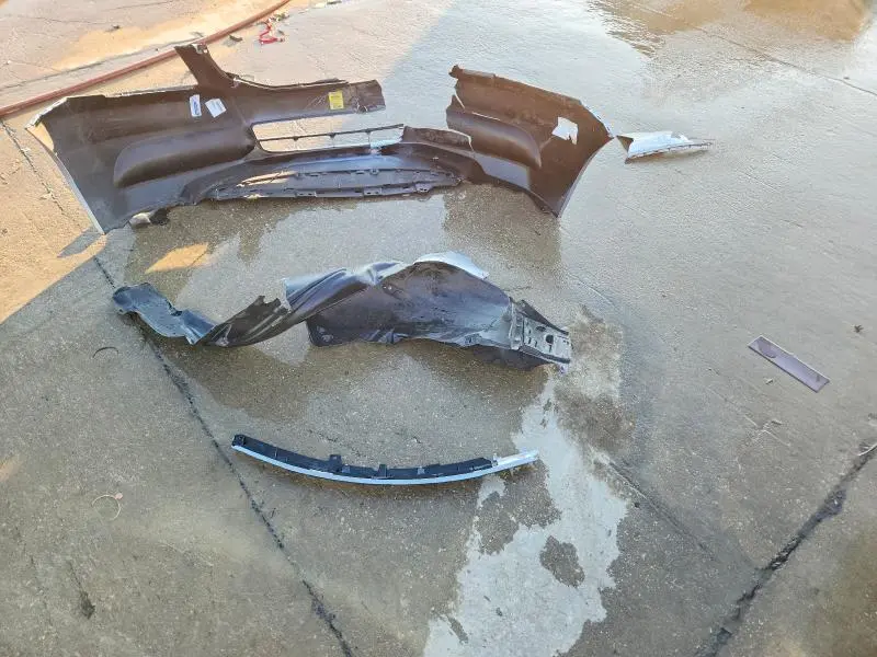 2011 HONDA ACCORD LX  