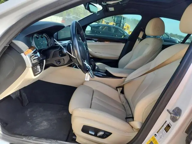 2018 BMW 530E