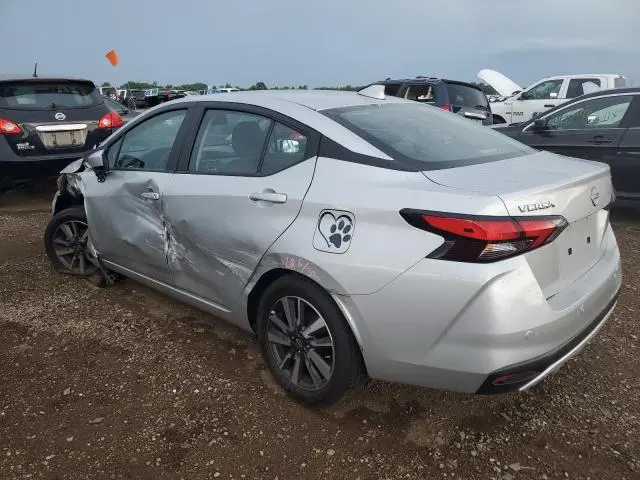 2023 NISSAN VERSA SV  