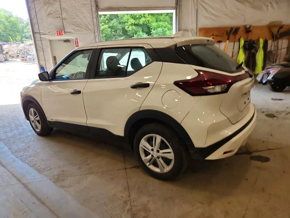 2024 NISSAN KICKS S  