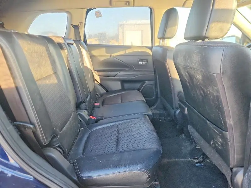 2015 MITSUBISHI OUTLANDER GT  