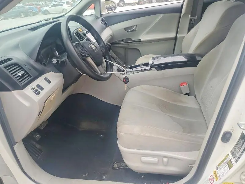 2014 TOYOTA VENZA LE  