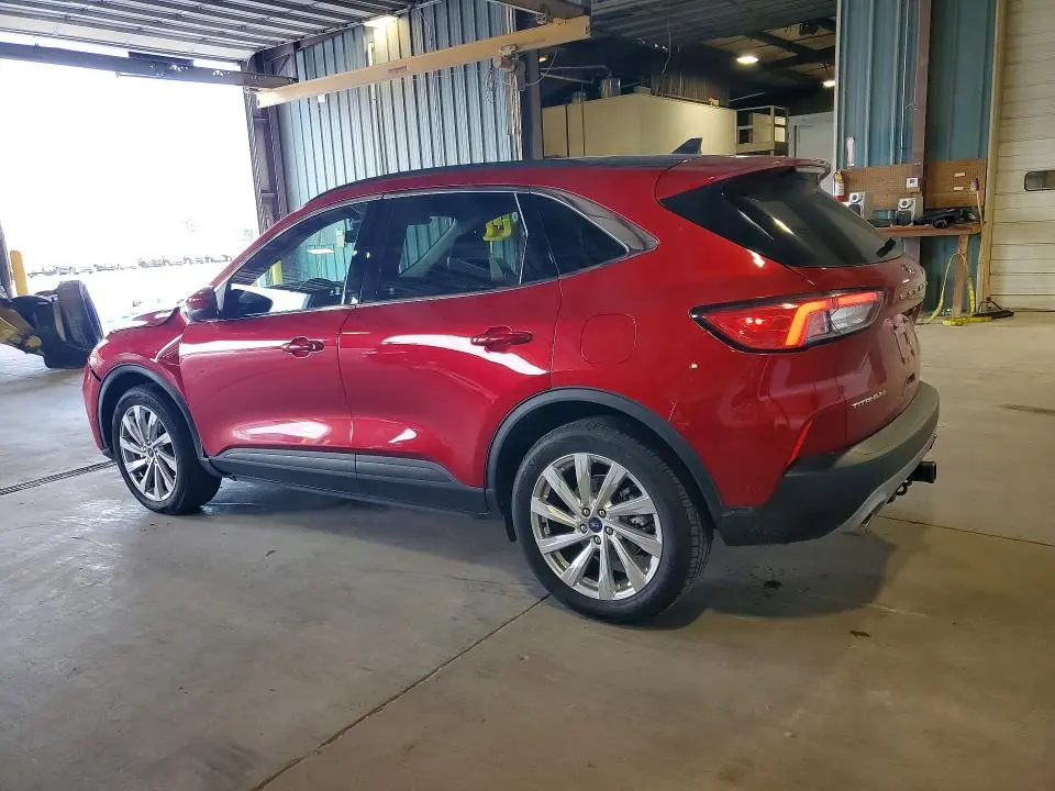 2021 FORD ESCAPE TITANIUM  