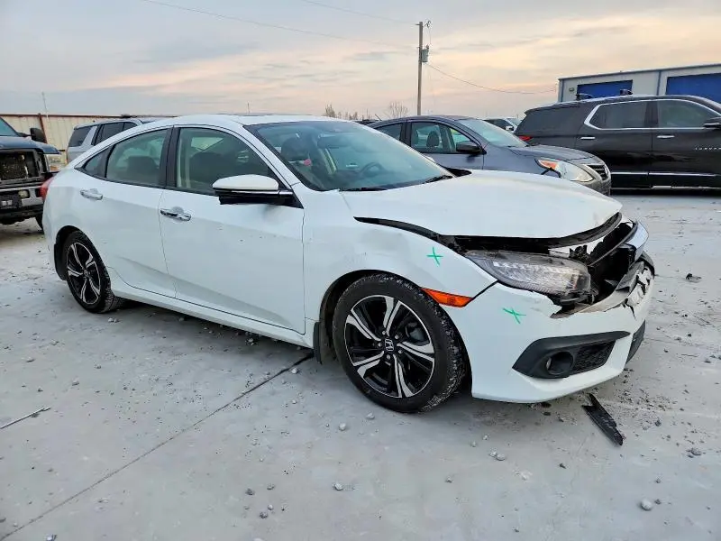 2018 HONDA CIVIC TOURING  