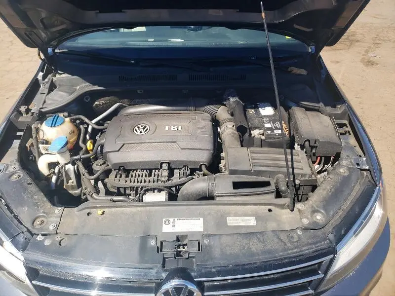 2015 VOLKSWAGEN JETTA SE  