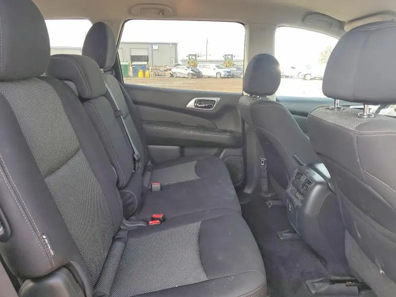 2018 NISSAN PATHFINDER S  