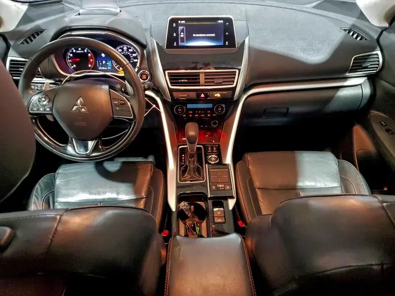 2018 MITSUBISHI ECLIPSE CROSS SE  