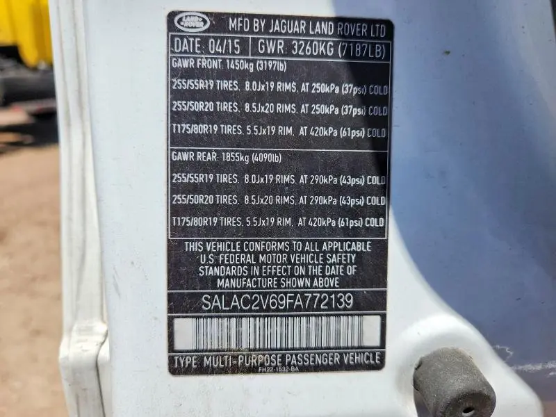2015 LAND ROVER LR4   