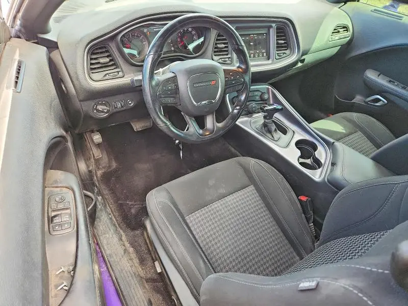 2018 DODGE CHALLENGER SXT  