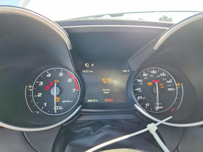 2021 ALFA ROMEO GIULIA TI  
