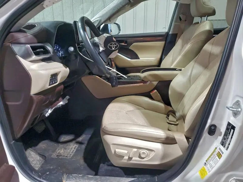 2021 TOYOTA HIGHLANDER PLATINUM  