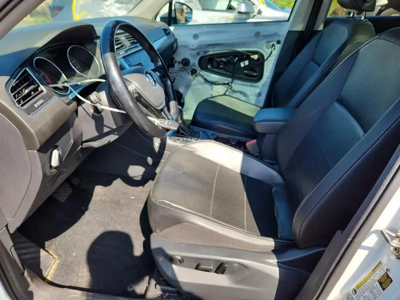2018 VOLKSWAGEN TIGUAN SE  