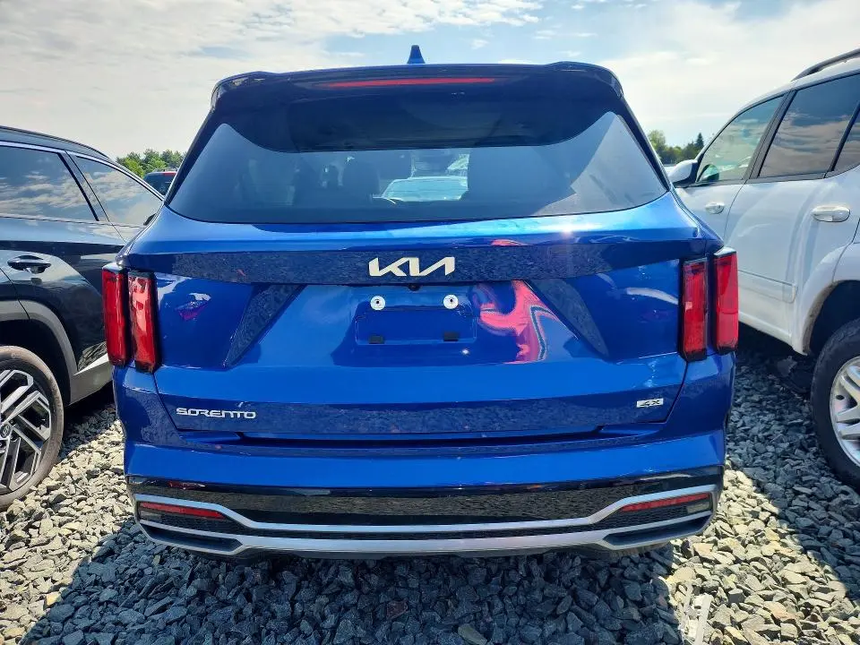 2023 KIA SORENTO SX  