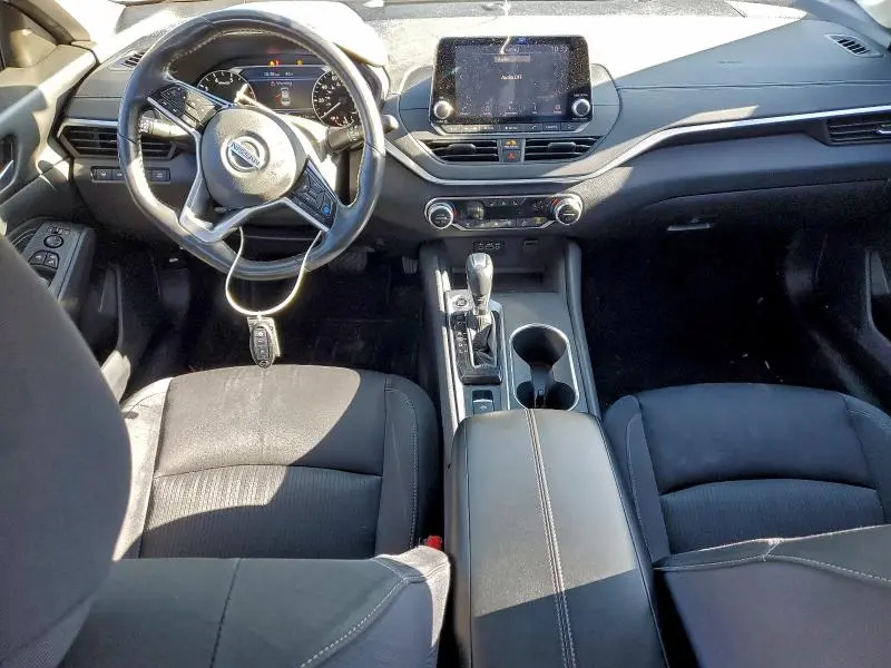 2019 NISSAN ALTIMA SV  