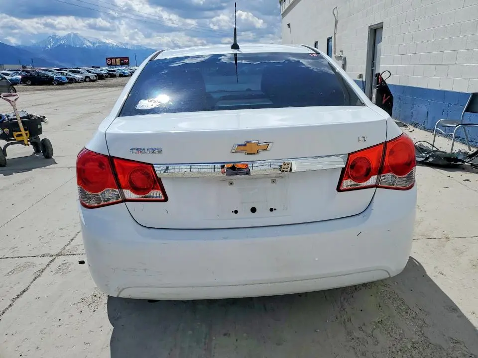 2013 CHEVROLET CRUZE LT  