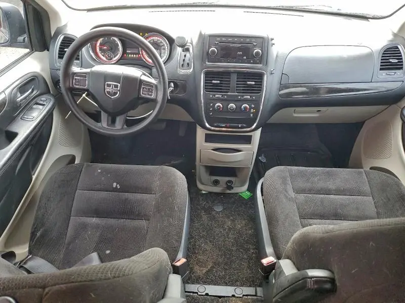 2014 DODGE GRAND CARAVAN SE  