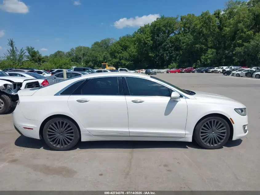 2017 LINCOLN MKZ RESERVE