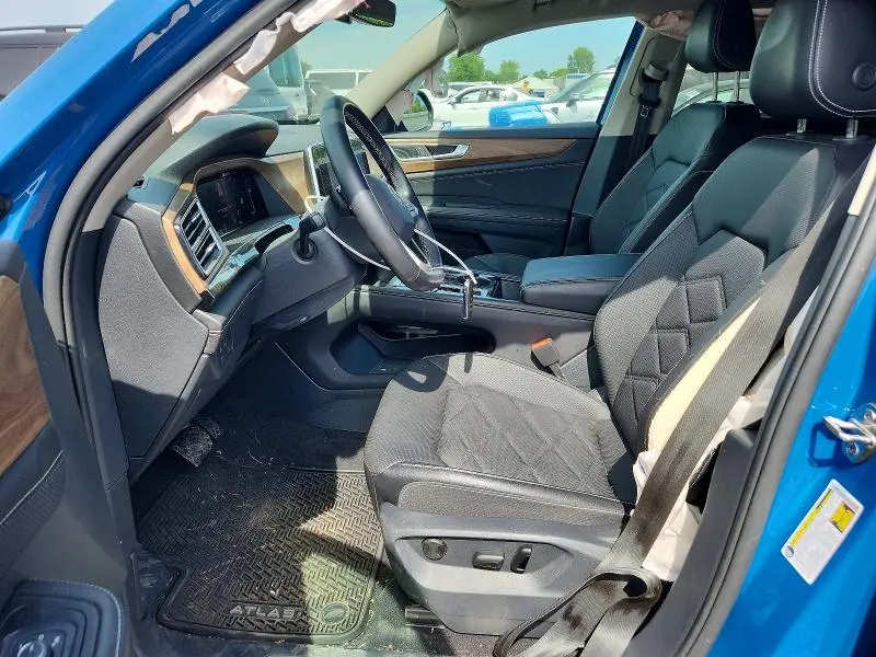 2025 VOLKSWAGEN ATLAS SE  