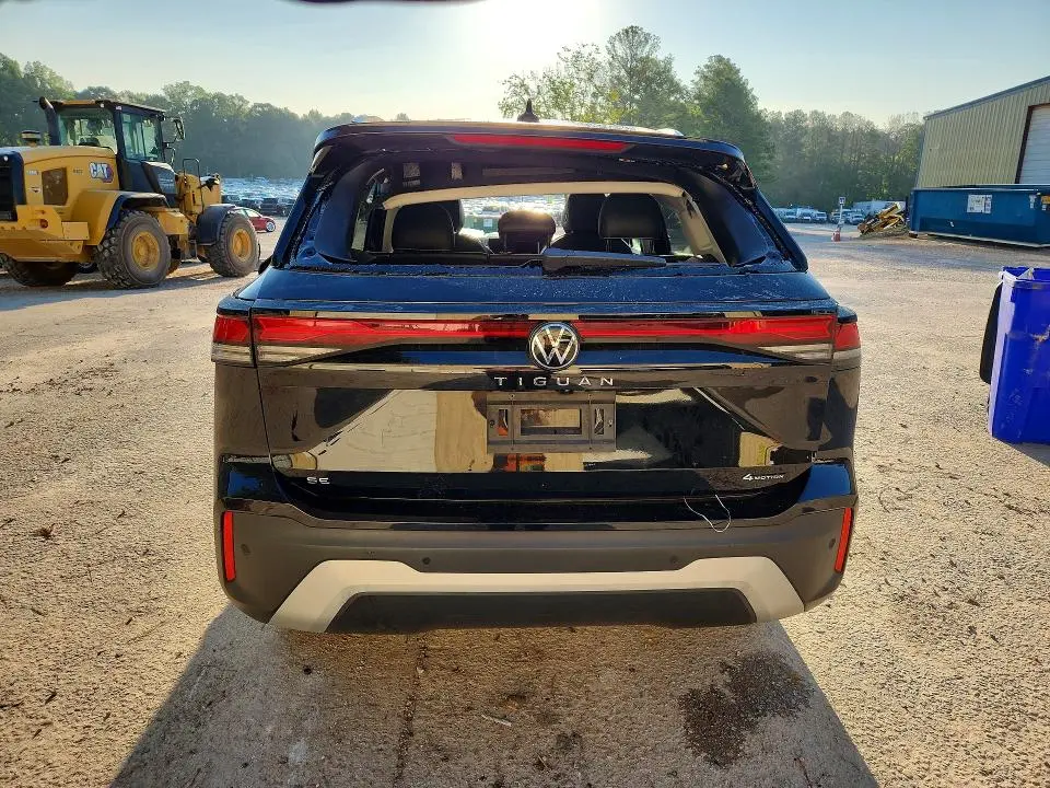 2026 VOLKSWAGEN TIGUAN SE  