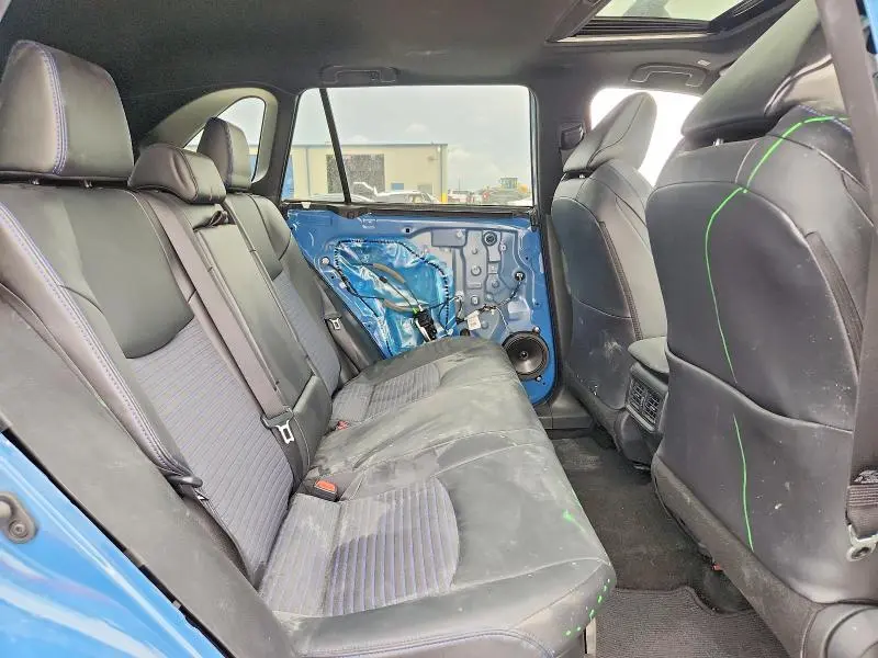 2025 TOYOTA RAV4 XSE  