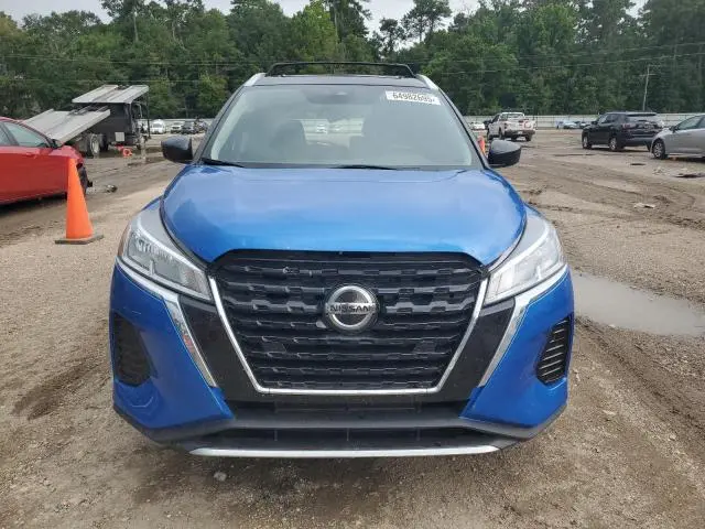 2021 NISSAN KICKS SV  