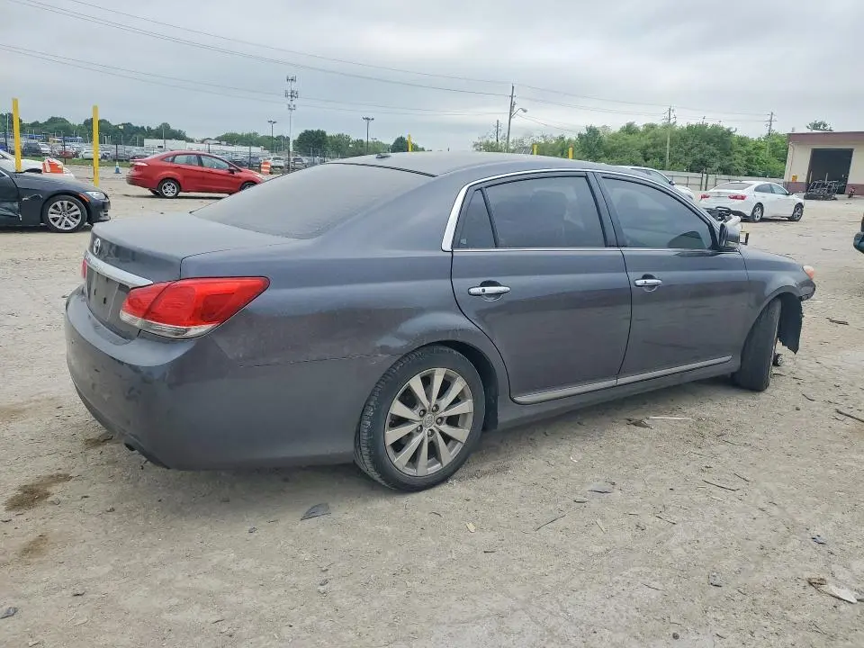 2011 TOYOTA AVALON LIMITED  