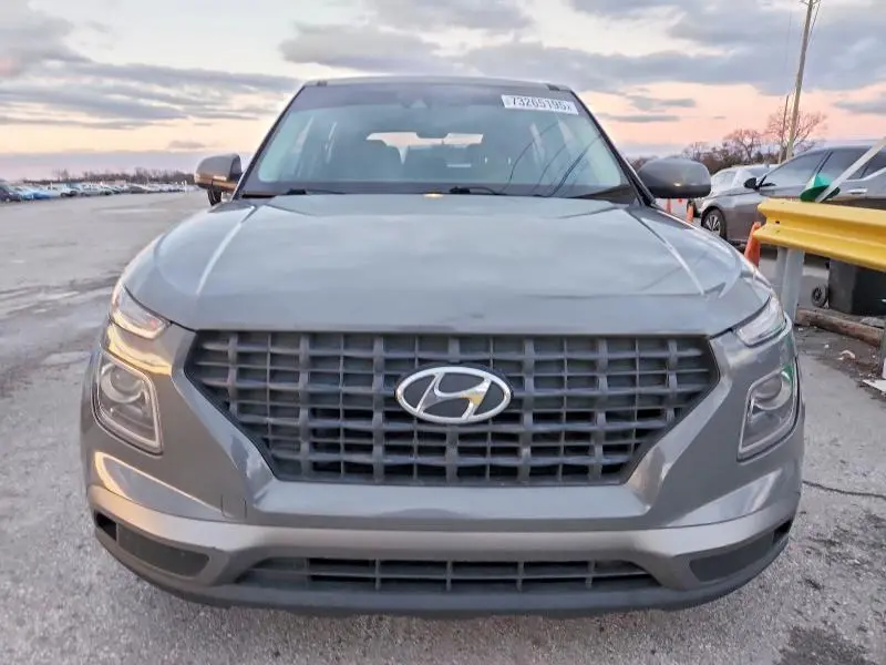 2021 HYUNDAI VENUE SE  