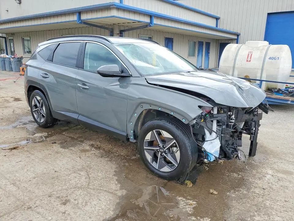 2025 HYUNDAI TUCSON SEL  